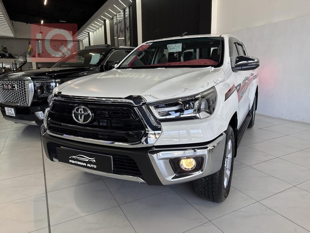 تويوتا هايلوكس